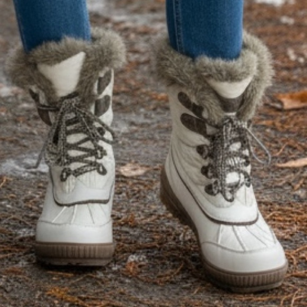 White/Brown Snow Boots